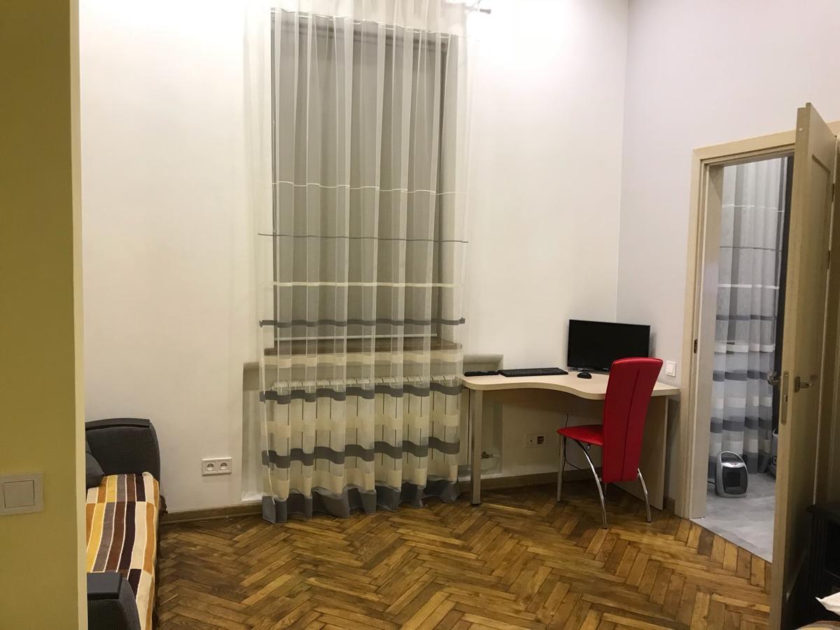 Apartment On Khorvatska Street Leópolis Exterior foto